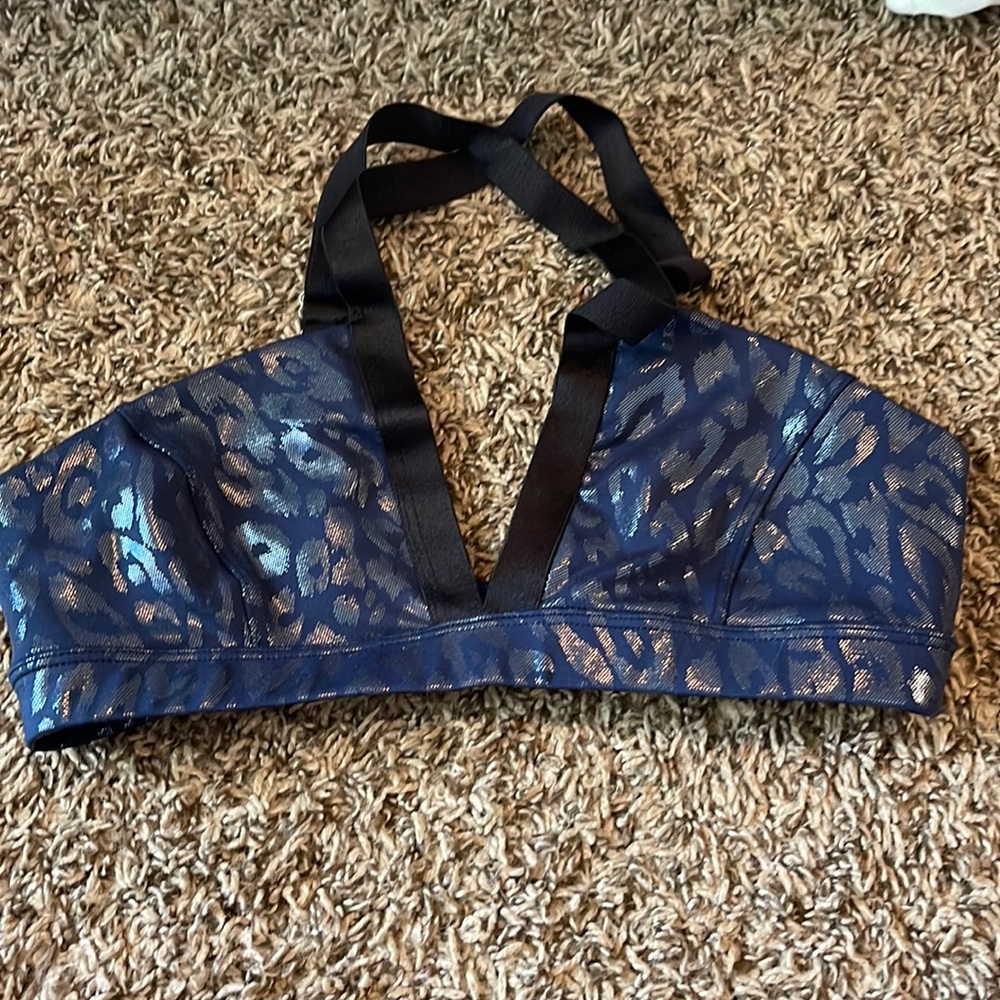 Sports bra